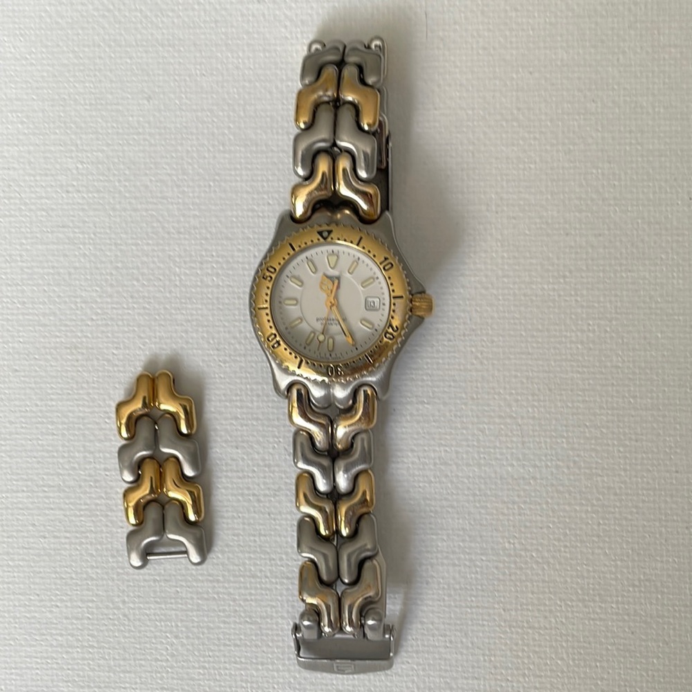 TAG Heuer Professional 200M Women's watch.